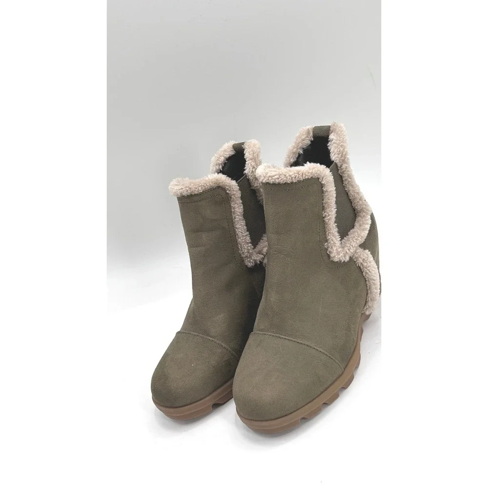 Sugar Haylei Hidden Heel Fur Trim Ankle Booties Olive Green Apres Ski Nordic